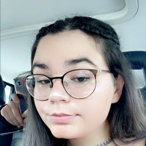 Meet your Posher, Bree